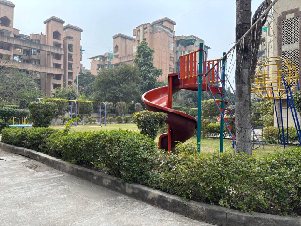 play-area-in-mount-everest-society